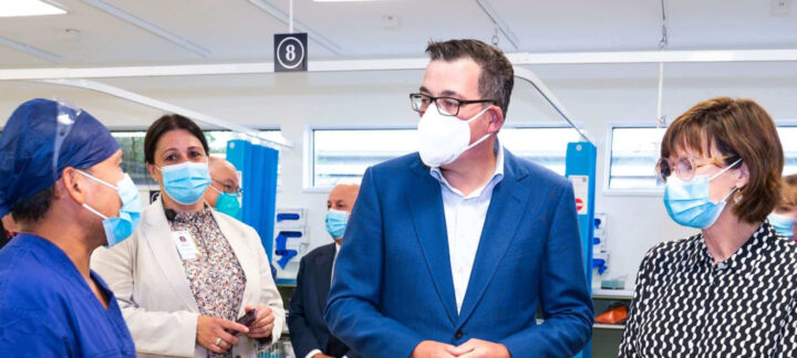 Victorian Premier Daniel Andrews meets Werribee Mercy Hospital (WMH) Rapid Access Hub (RAH) staff